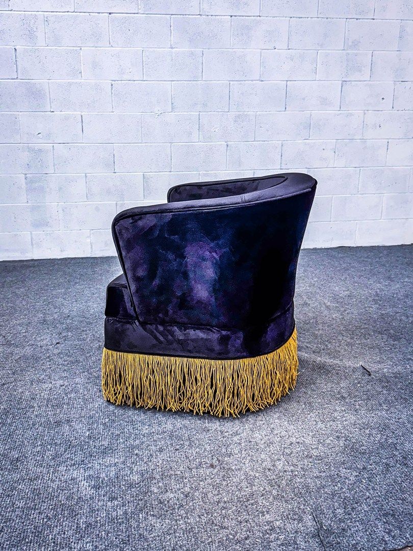 Fringe barrel chair